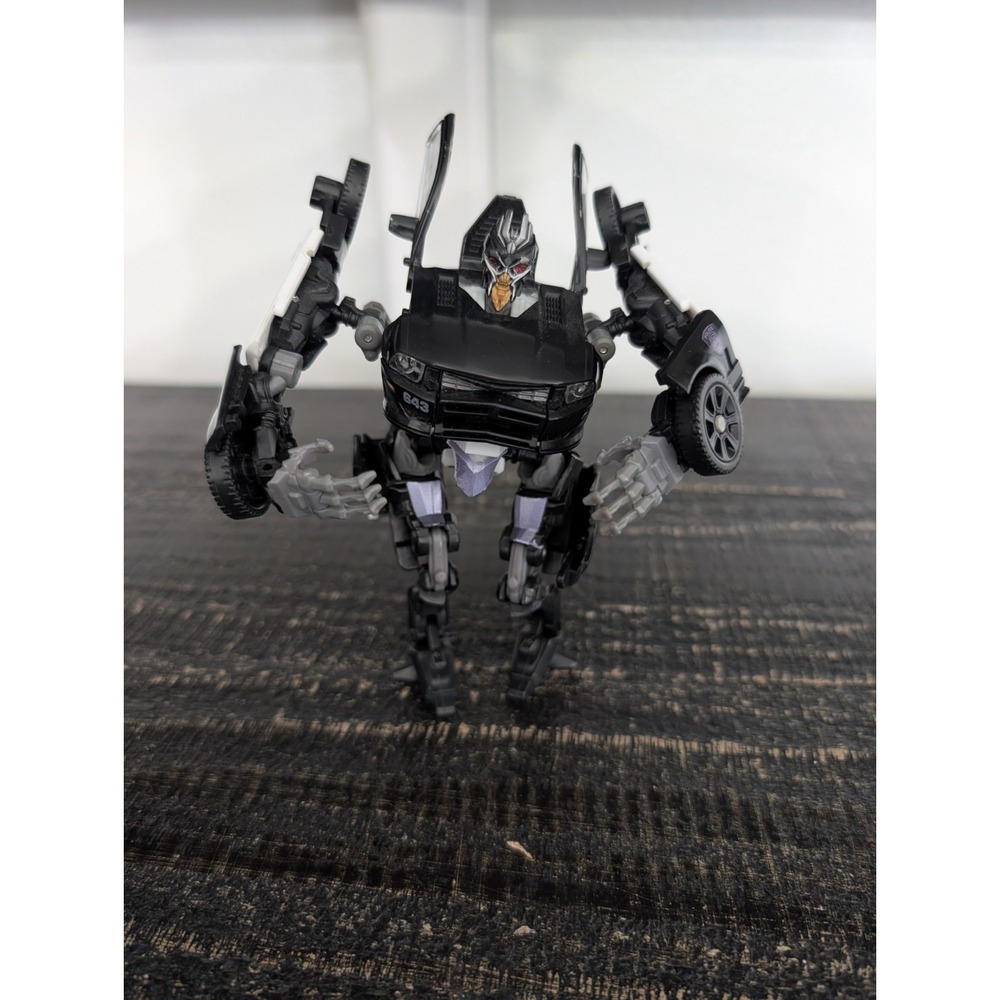 Transformers Dark Of The Moon Barricade Hasbro DOTM Movie Deluxe